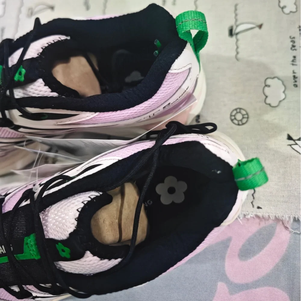 Salomon Pink and Black Women's Trail Sneakers with Green Pull Tabs